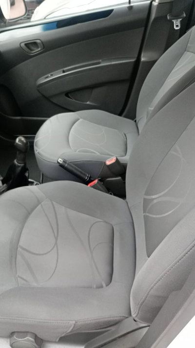 Chevrolet Spark 1.0 LS (11)