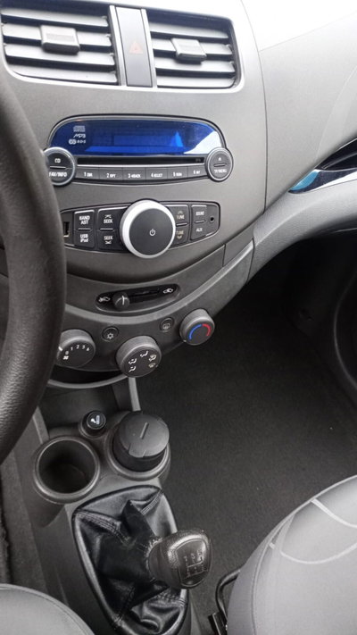 Chevrolet Spark 1.0 LS (18)