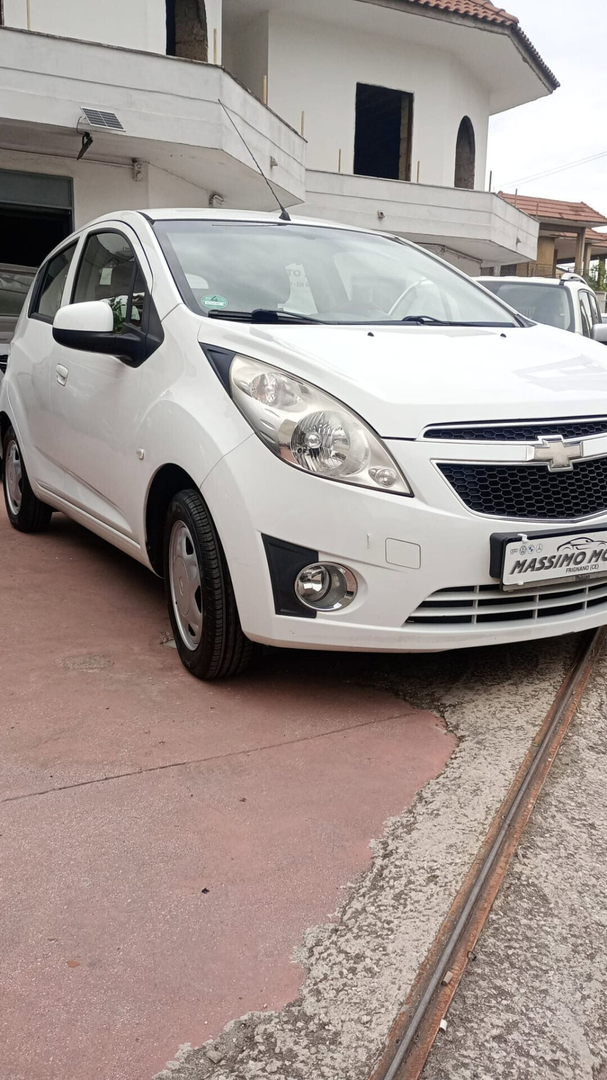 Chevrolet Spark 1.0 LS (3)
