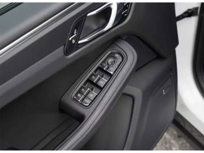 Porsche Macan 2.0 T 265cv pdk (13)