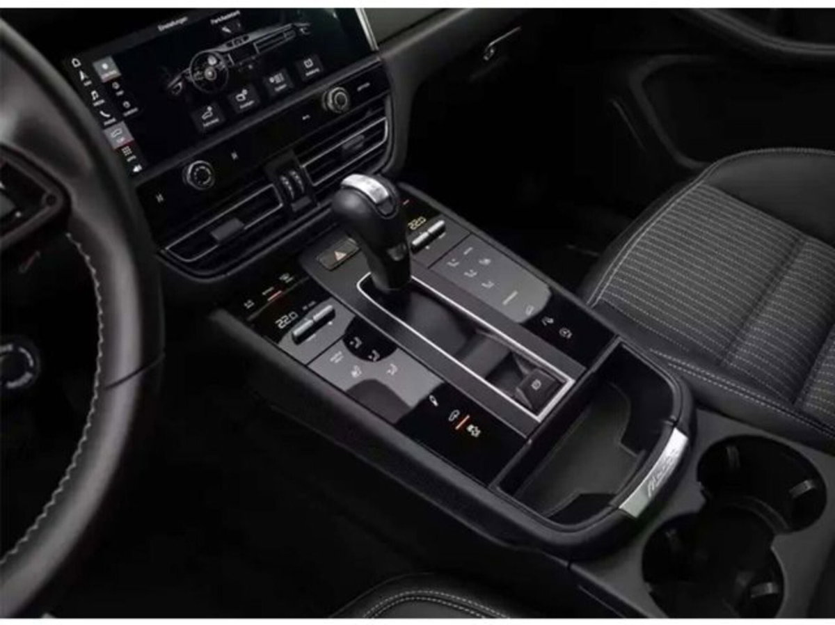 Porsche Macan 2.0 T 265cv pdk (9)