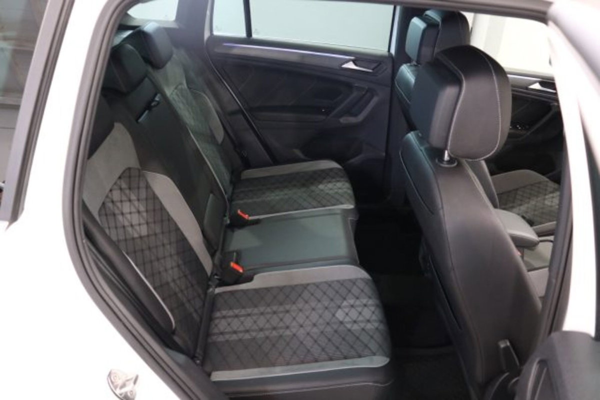 Volkswagen Tiguan Allspace 2.0 TDI SCR DSG 4MOTION R-Line (12)