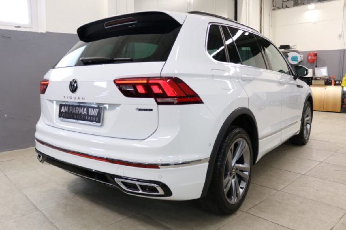 Volkswagen Tiguan Allspace 2.0 TDI SCR DSG 4MOTION R-Line (6)