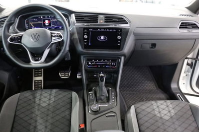 Volkswagen Tiguan Allspace 2.0 TDI SCR DSG 4MOTION R-Line (9)