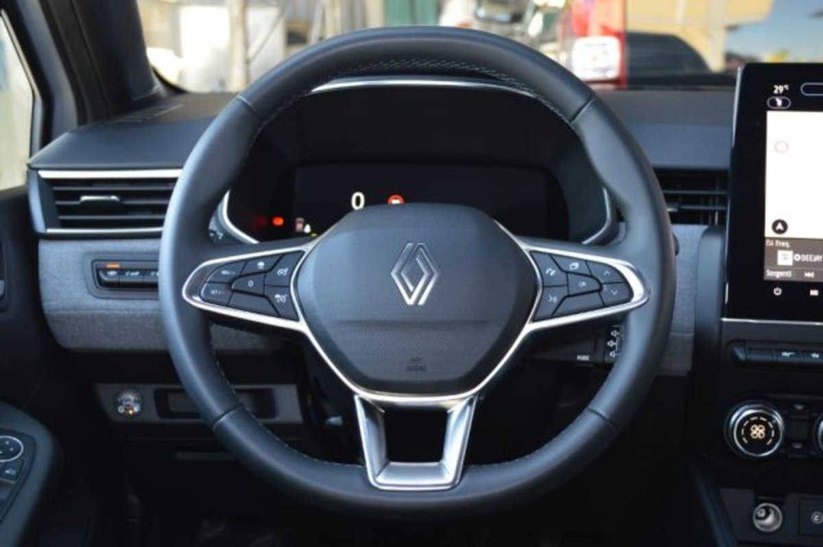 Renault Clio 1.0 eco-g Techno 100cv (10)