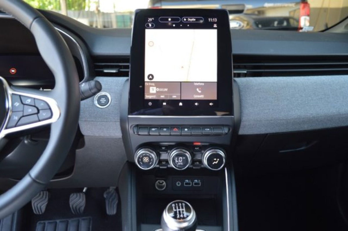 Renault Clio 1.0 eco-g Techno 100cv (12)