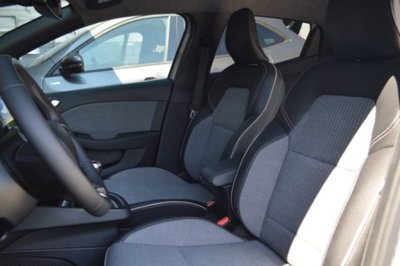Renault Clio 1.0 eco-g Techno 100cv (8)