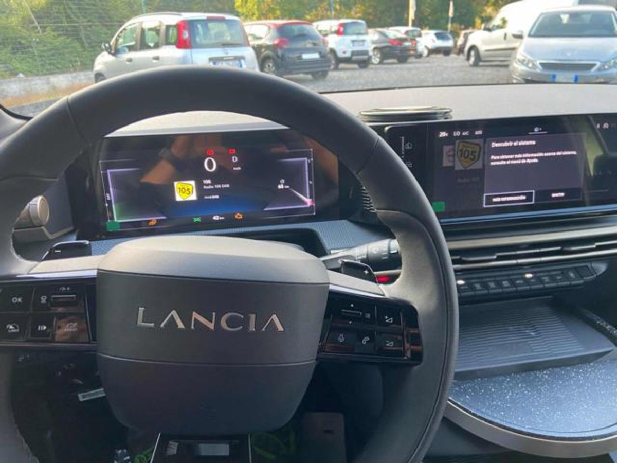 Lancia Ypsilon 1.2 LX 100cv (7)