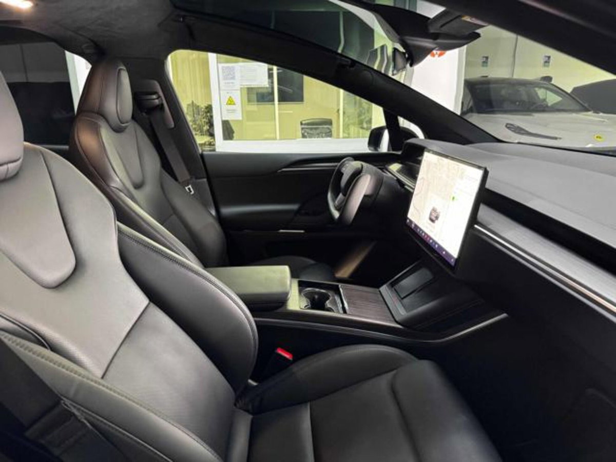 Tesla Model X Model X Long Range AWD (10)