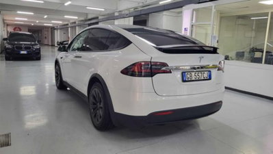 Tesla Model X Model X Long Range AWD (18)