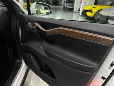 Tesla Model X Model X Long Range AWD (2)