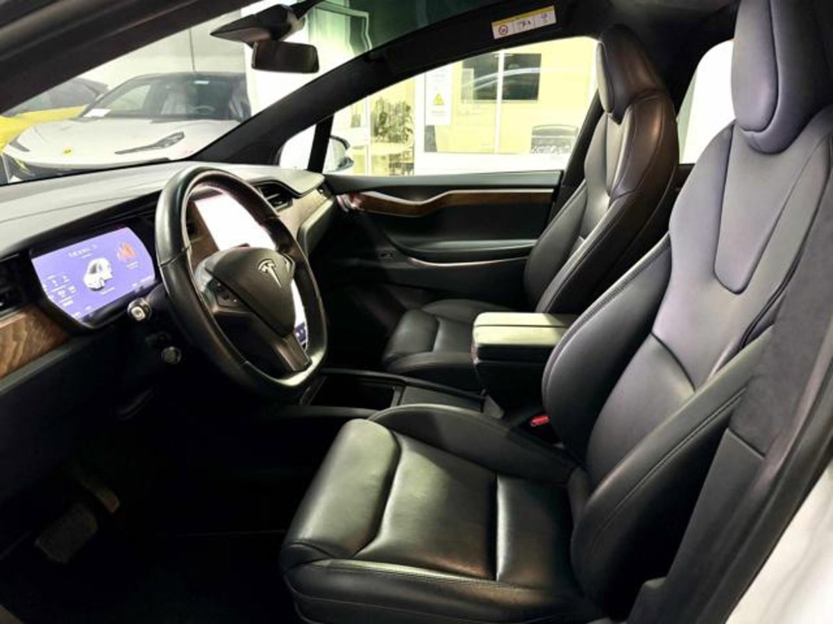 Tesla Model X Model X Long Range AWD (4)