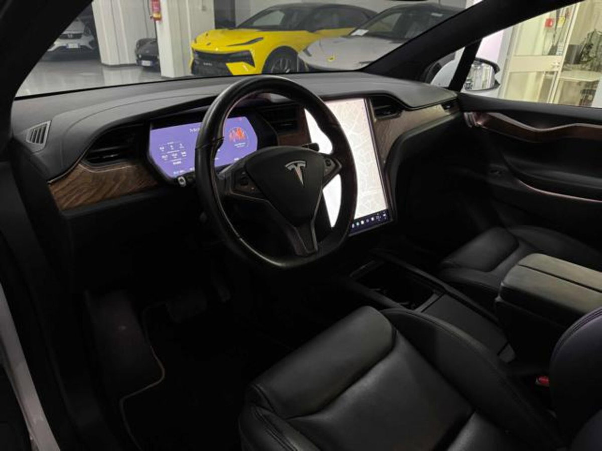 Tesla Model X Model X Long Range AWD (5)