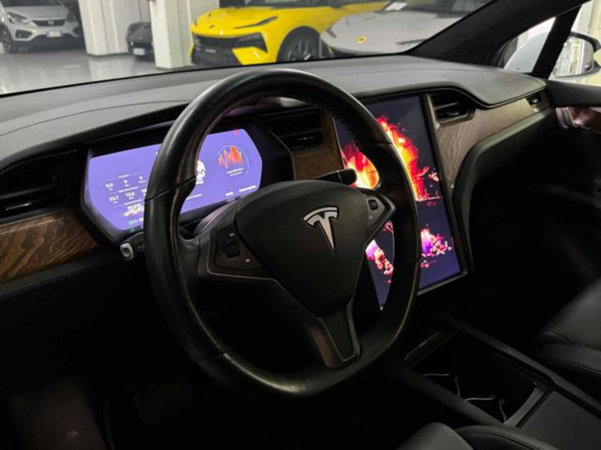 Tesla Model X Model X Long Range AWD (7)