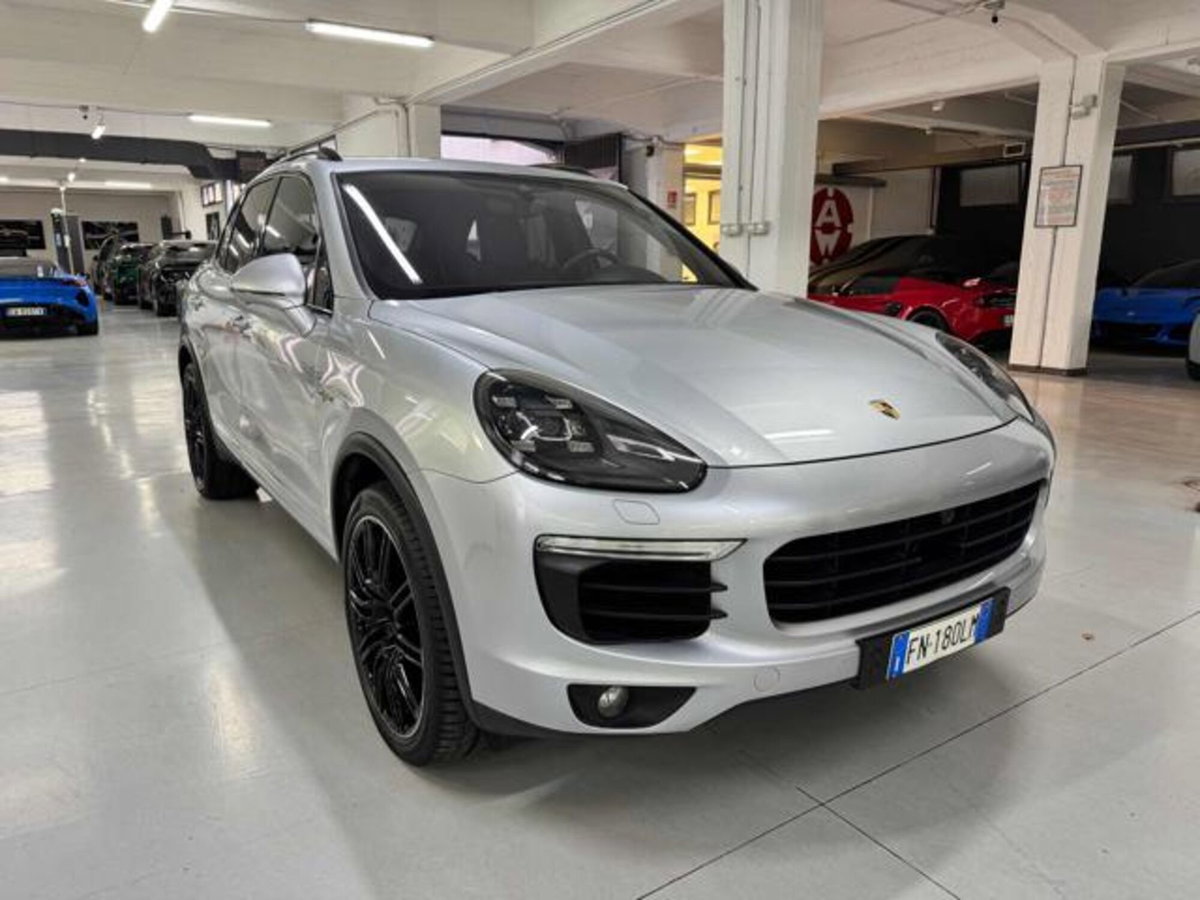 Porsche Cayenne 3.0 S E-Hybrid