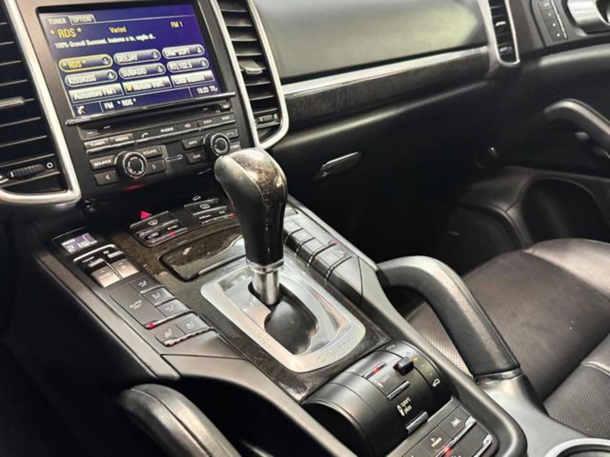 Porsche Cayenne 3.0 S E-Hybrid (12)