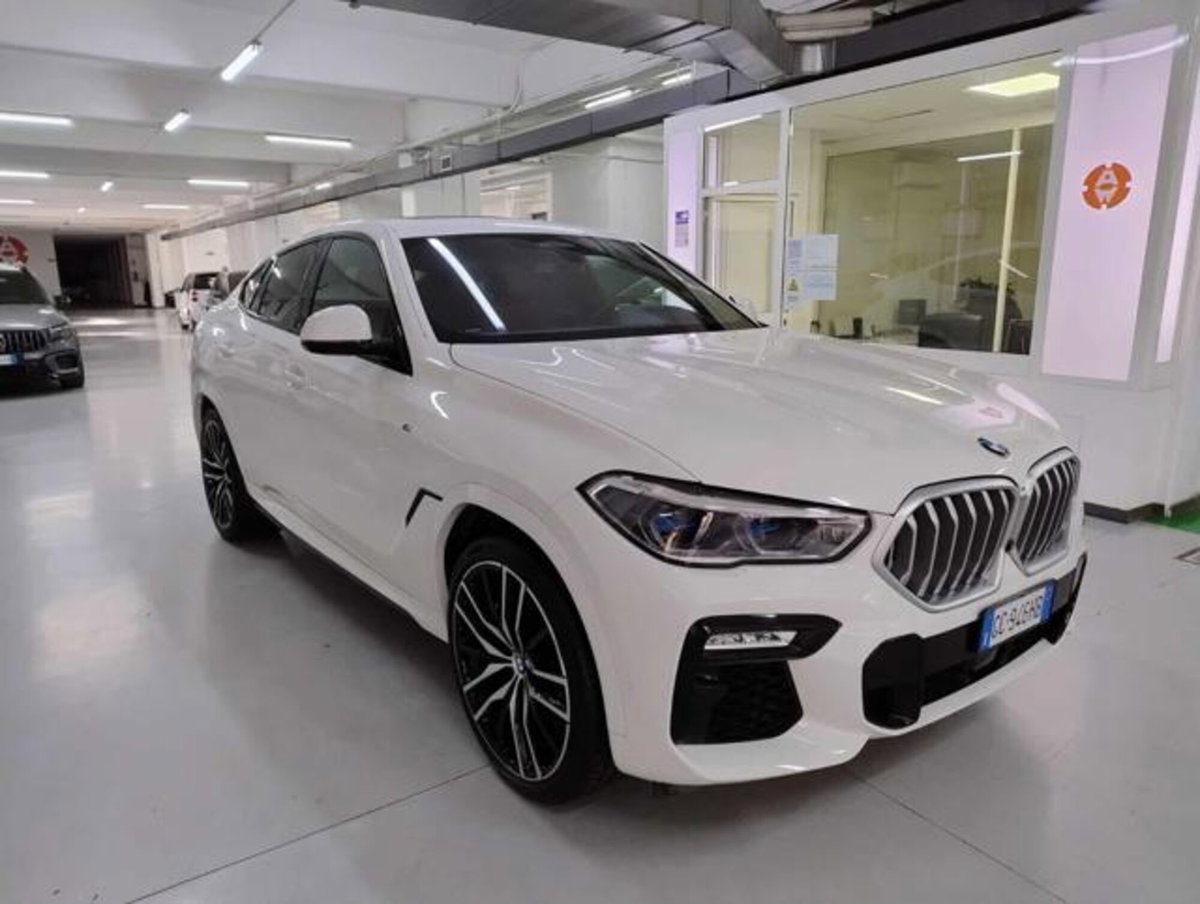 BMW X6 xDrive30d Msport (2)