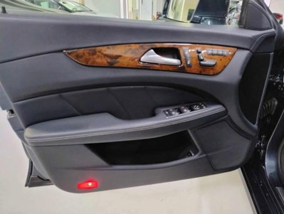 Mercedes-Benz CLS 350 CDI BlueEFFICIENCY 4Matic (12)