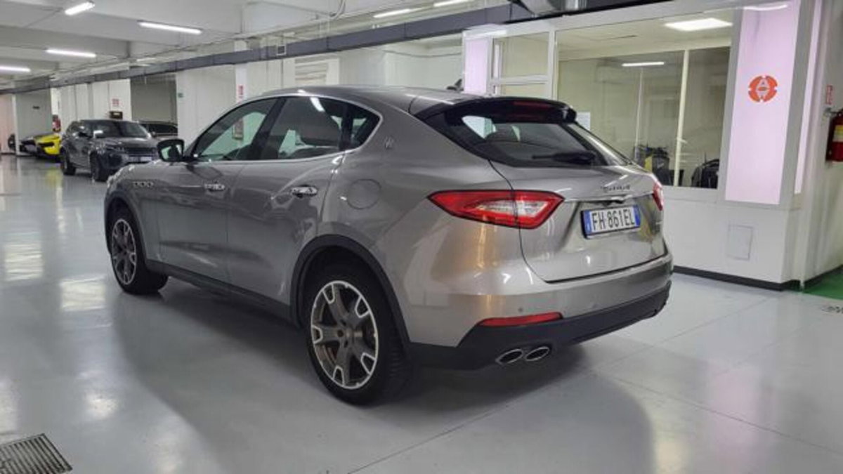 Maserati Levante Levante V6 Diesel 275 CV AWD (4)
