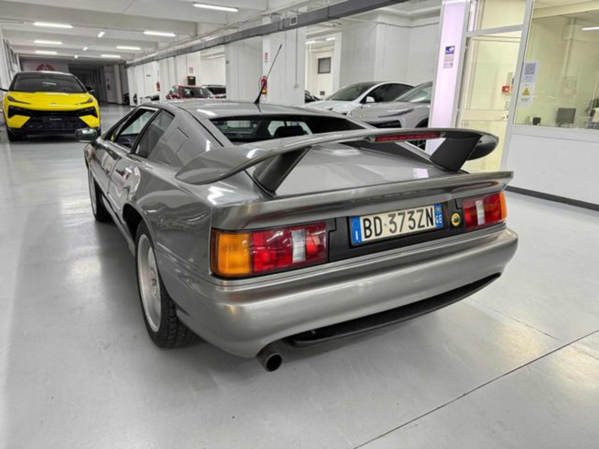 Lotus Esprit 2.0i turbo cat GT3 (18)