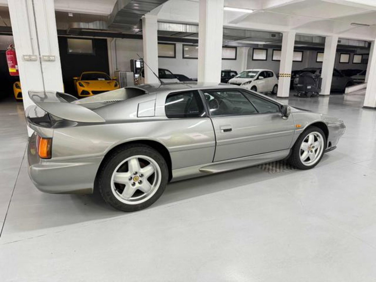 Lotus Esprit 2.0i turbo cat GT3 (19)