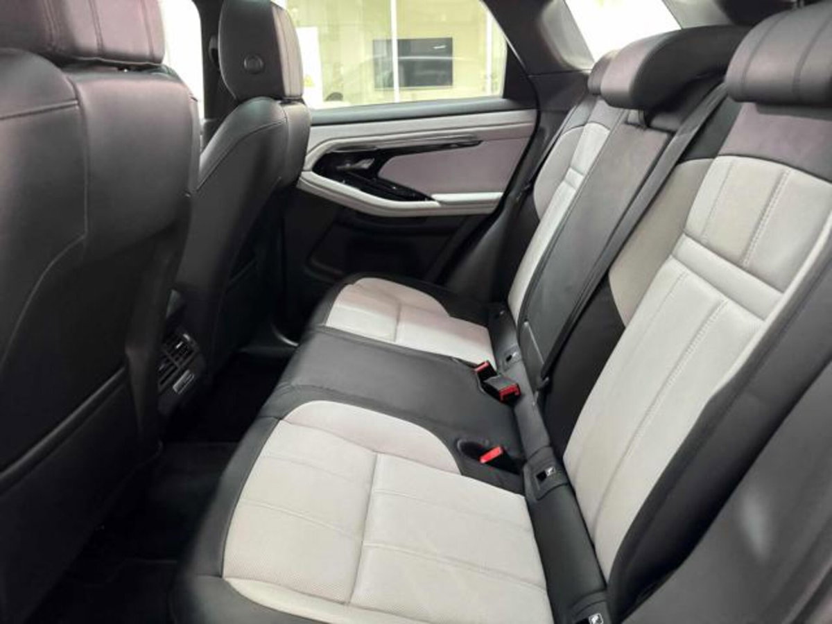 Land Rover Range Rover Evoque 2.0D I4-L.Flw 150CV AWD Auto R-Dynamic SE (13)