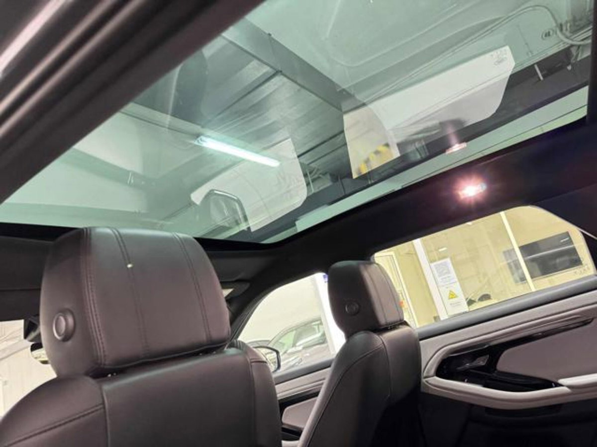 Land Rover Range Rover Evoque 2.0D I4-L.Flw 150CV AWD Auto R-Dynamic SE (14)
