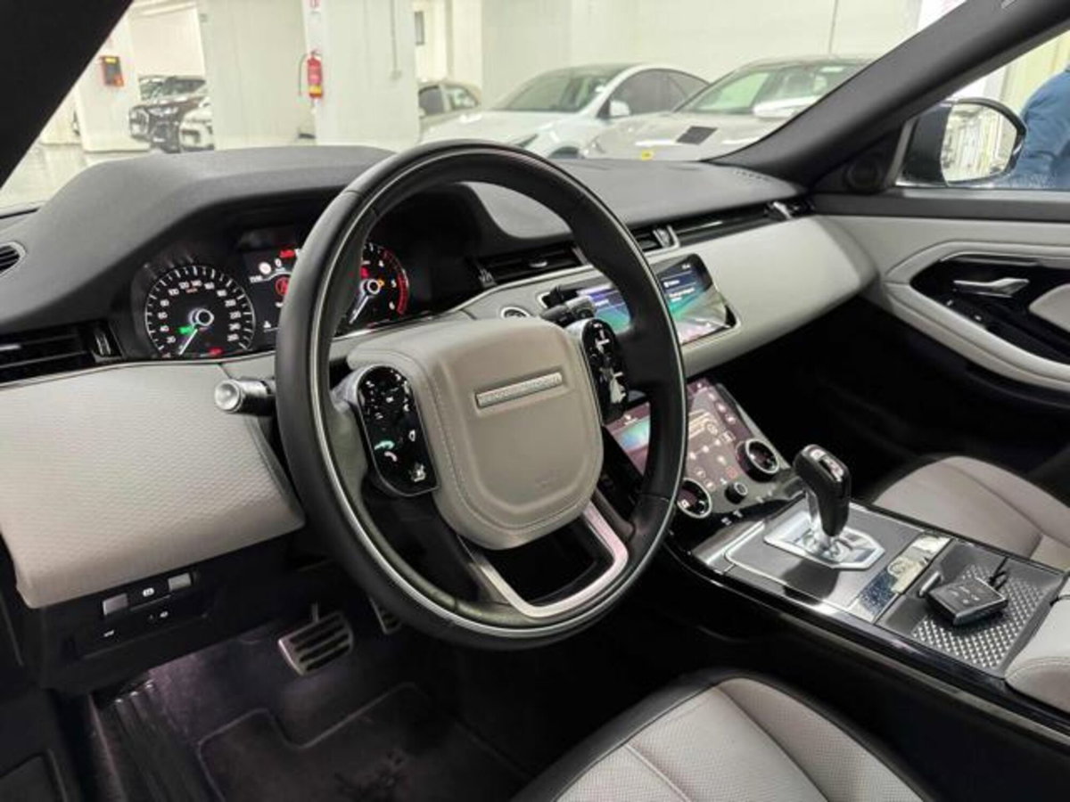 Land Rover Range Rover Evoque 2.0D I4-L.Flw 150CV AWD Auto R-Dynamic SE (19)