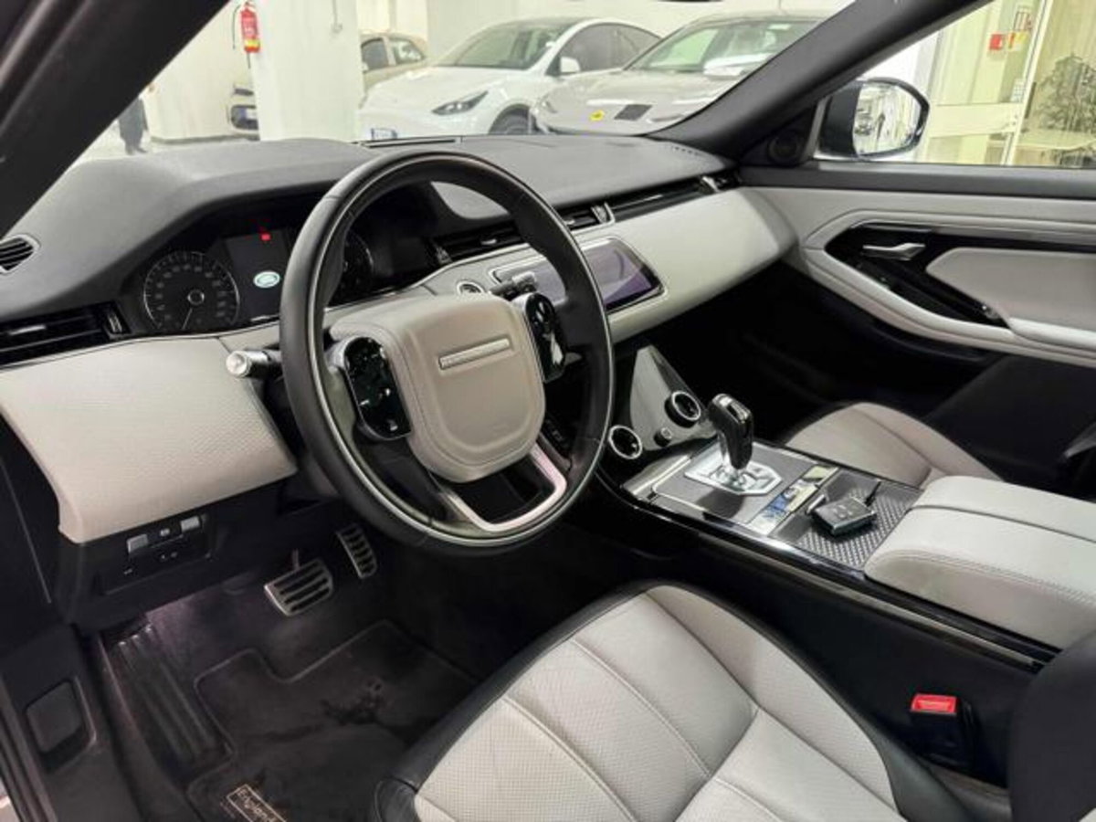 Land Rover Range Rover Evoque 2.0D I4-L.Flw 150CV AWD Auto R-Dynamic SE (20)