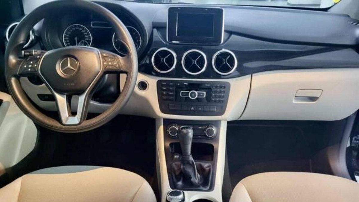 Mercedes-Benz Classe B 180 CDI Executive (14)