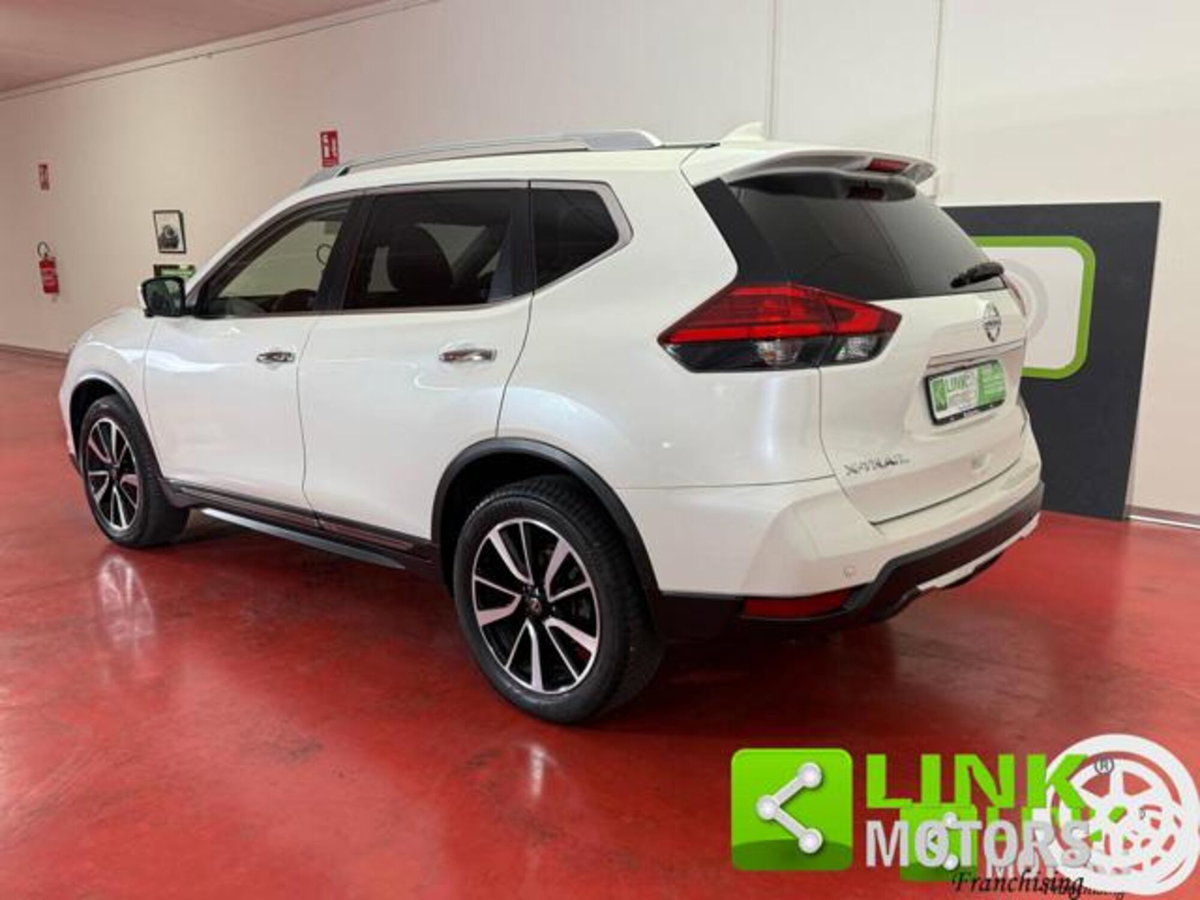 Nissan X-Trail 2.0 dCi 4WD Tekna (4)