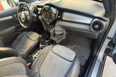 MINI Mini 1.5 Cooper D Business 5 porte (11)