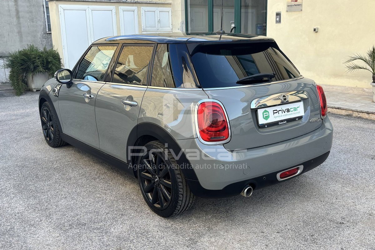 MINI Mini 1.5 Cooper D Business 5 porte (7)