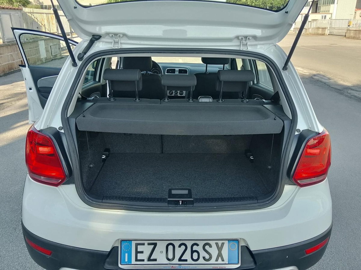 Volkswagen Polo Cross 1.2 TSI BlueMotion Technology (11)