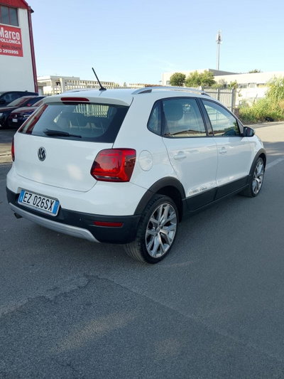 Volkswagen Polo Cross 1.2 TSI BlueMotion Technology (8)