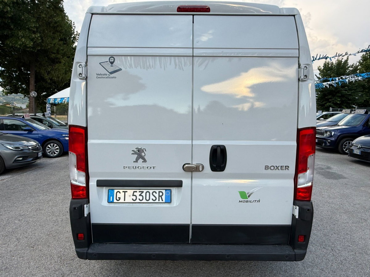 Peugeot Boxer Furgone 435 2.2 BlueHDi 140 S&S PLM-SL-TA Furgone (5)