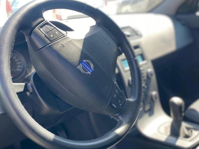 Volvo V50 1.6 D DRIVe cat R-Design (14)