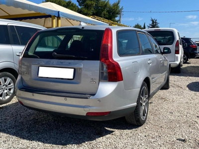 Volvo V50 1.6 D DRIVe cat R-Design (3)