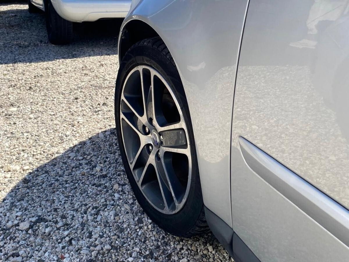 Volvo V50 1.6 D DRIVe cat R-Design (5)
