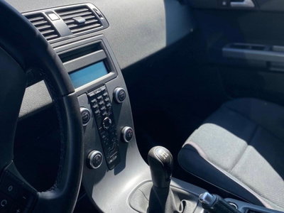 Volvo V50 1.6 D DRIVe cat R-Design (8)