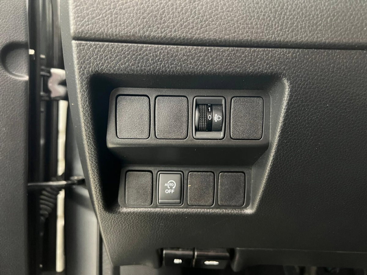 Nissan Qashqai 1.5 dCi Tekna (12)