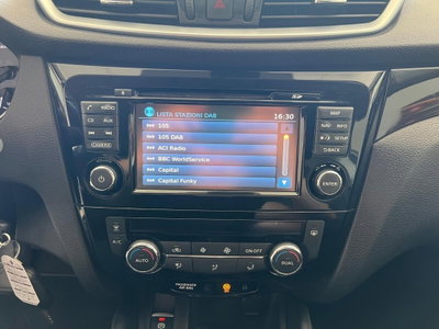 Nissan Qashqai 1.5 dCi Tekna (16)