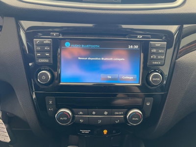 Nissan Qashqai 1.5 dCi Tekna (17)