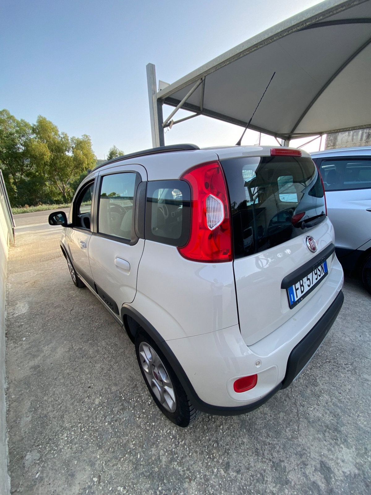 Fiat Panda 1.3 MJT 95 CV S&S 4x4 (3)