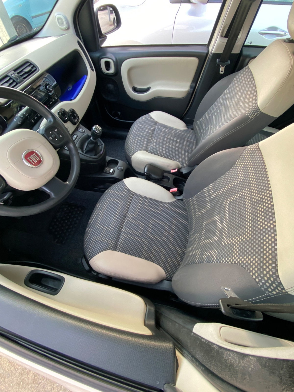Fiat Panda 1.3 MJT 95 CV S&S 4x4 (7)