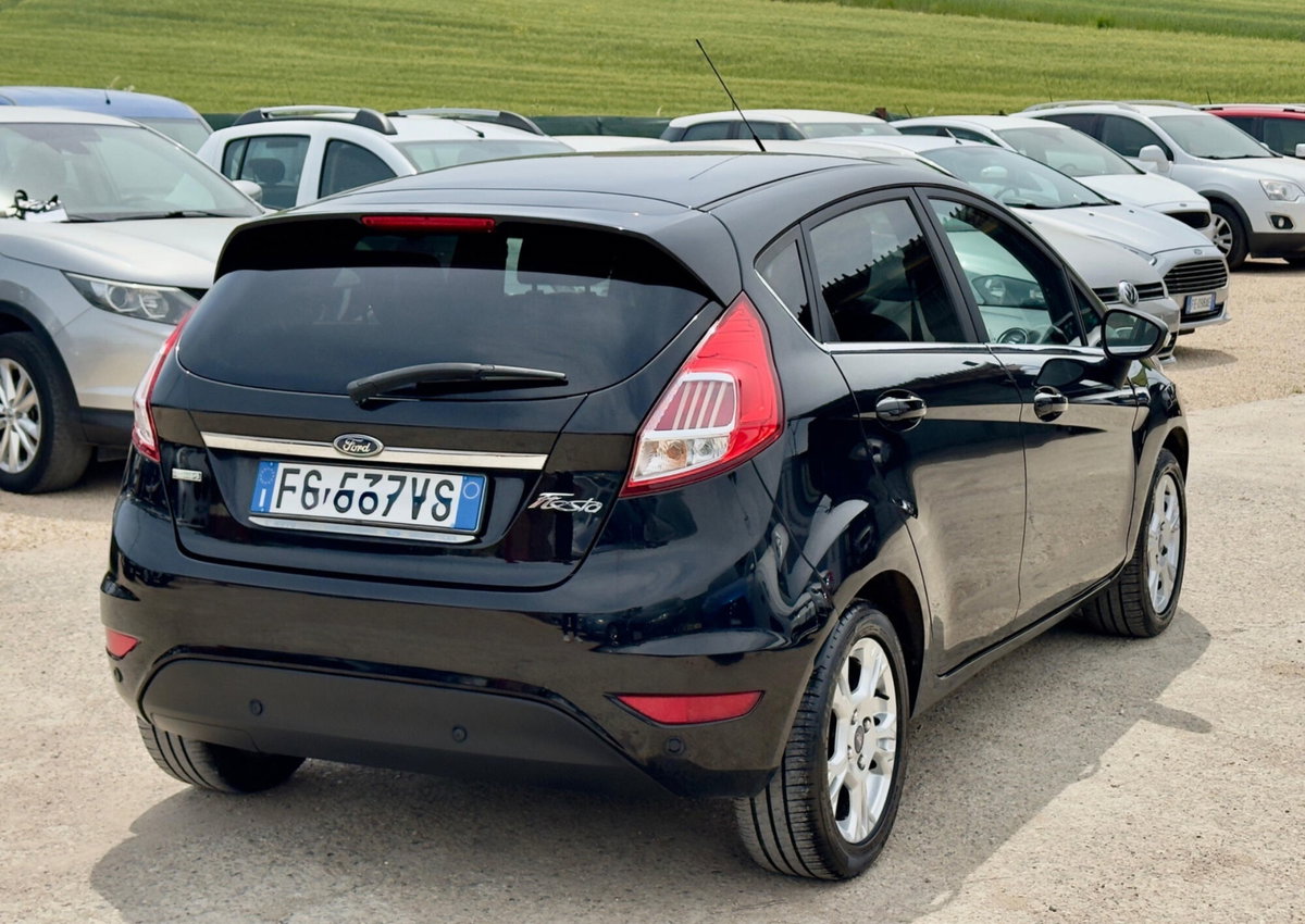 Ford Fiesta 1.0 EcoBoost 100CV 5 porte Titanium (3)