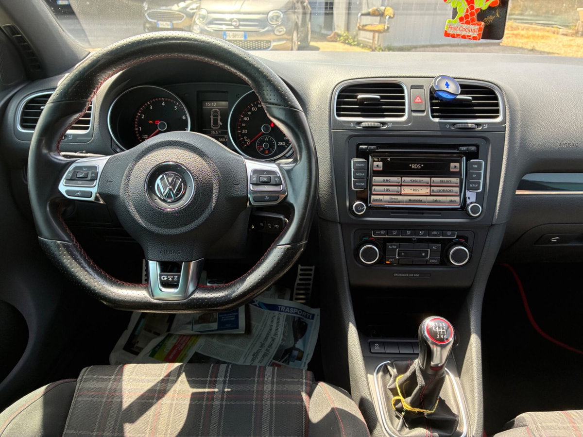 Volkswagen Golf 2.0 TSI 5p. GTI (10)