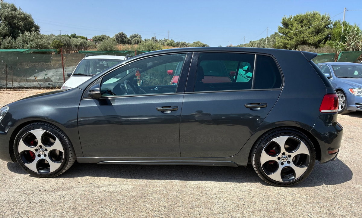 Volkswagen Golf 2.0 TSI 5p. GTI (5)