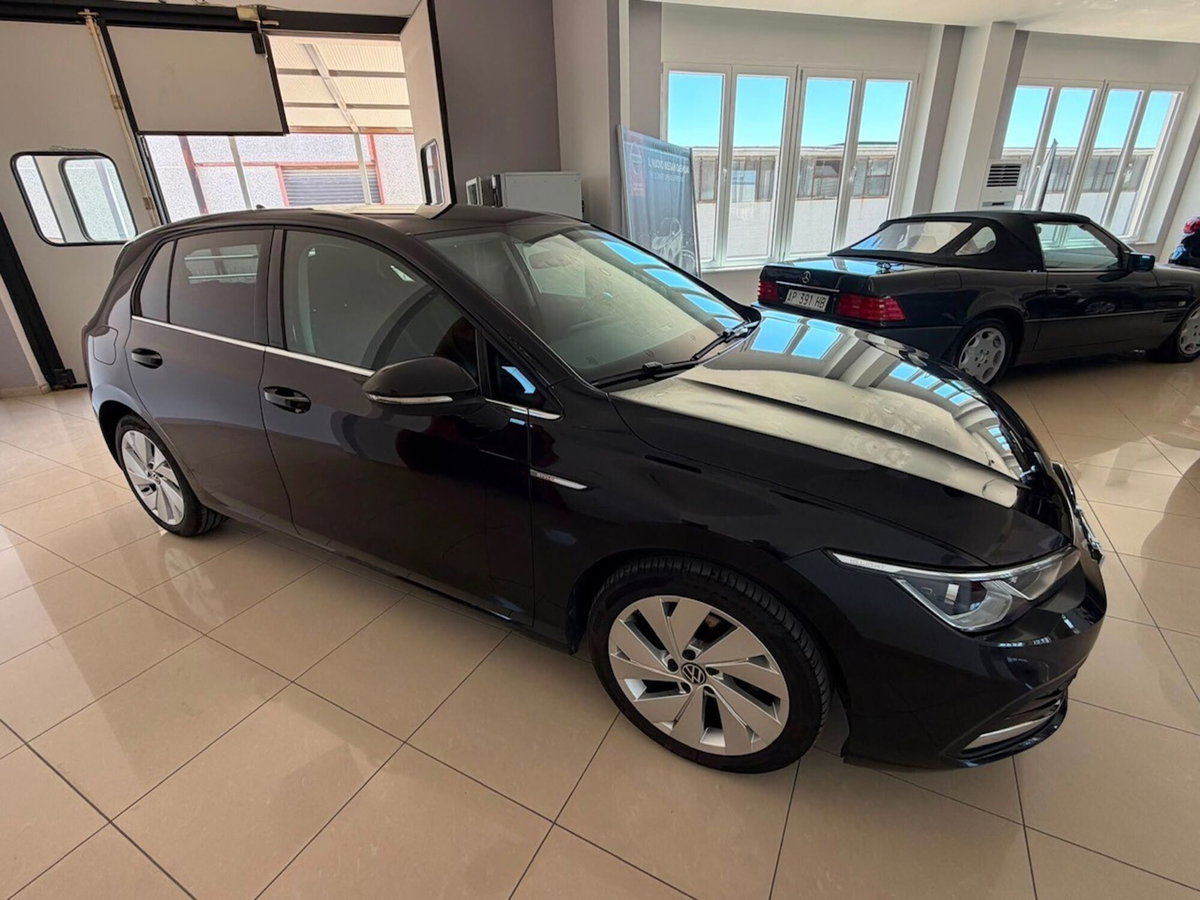 Volkswagen Golf 2.0 TDI 150 CV DSG SCR Style (4)