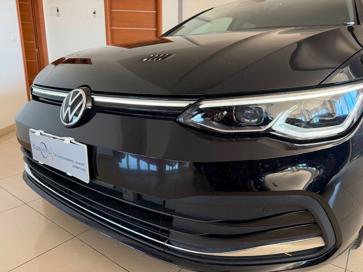 Volkswagen Golf 2.0 TDI 150 CV DSG SCR Style (7)